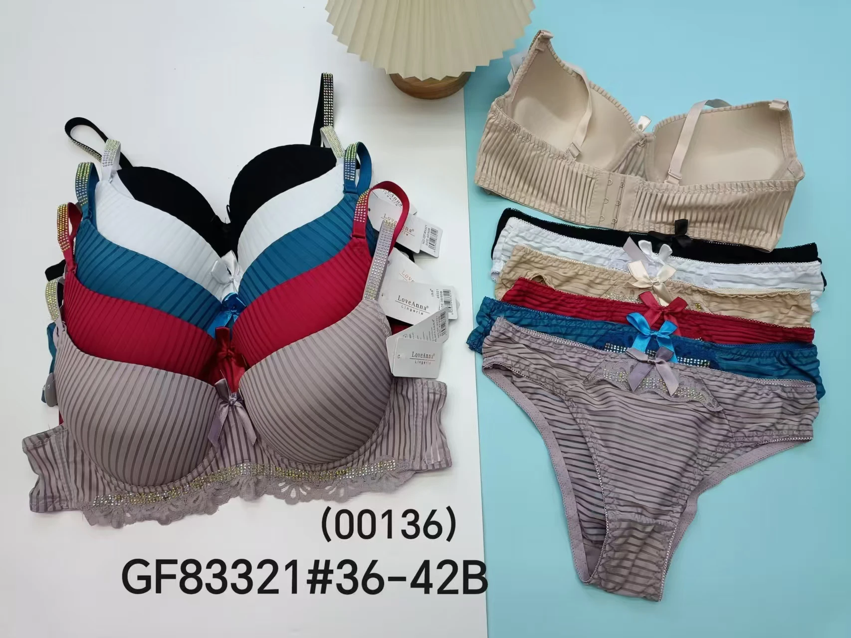 Conjunto de Ropa Interior con Sujetador y Braguita-GF83321