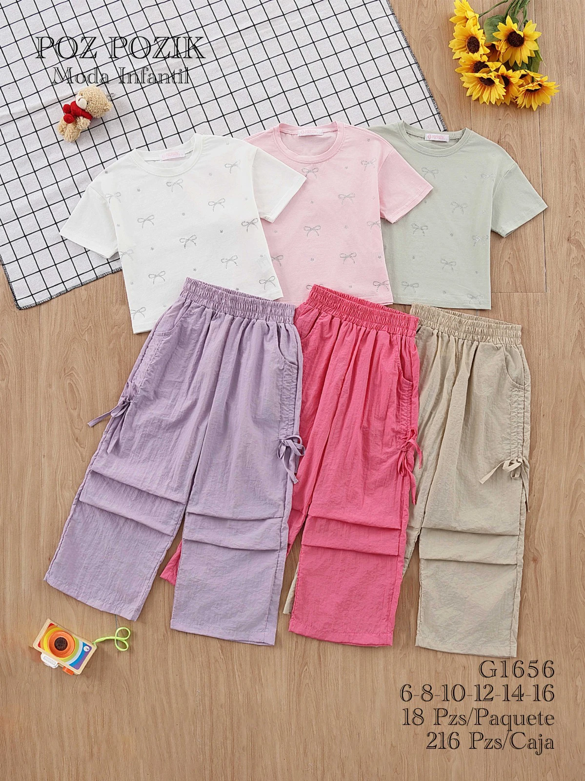 Conjunto de camiseta con estampado de lazo y pantalón cargo para niñas-G1656