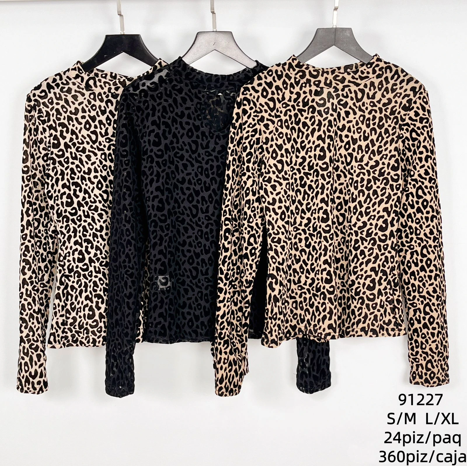 Blusa de manga larga con estampado de leopardo-91227