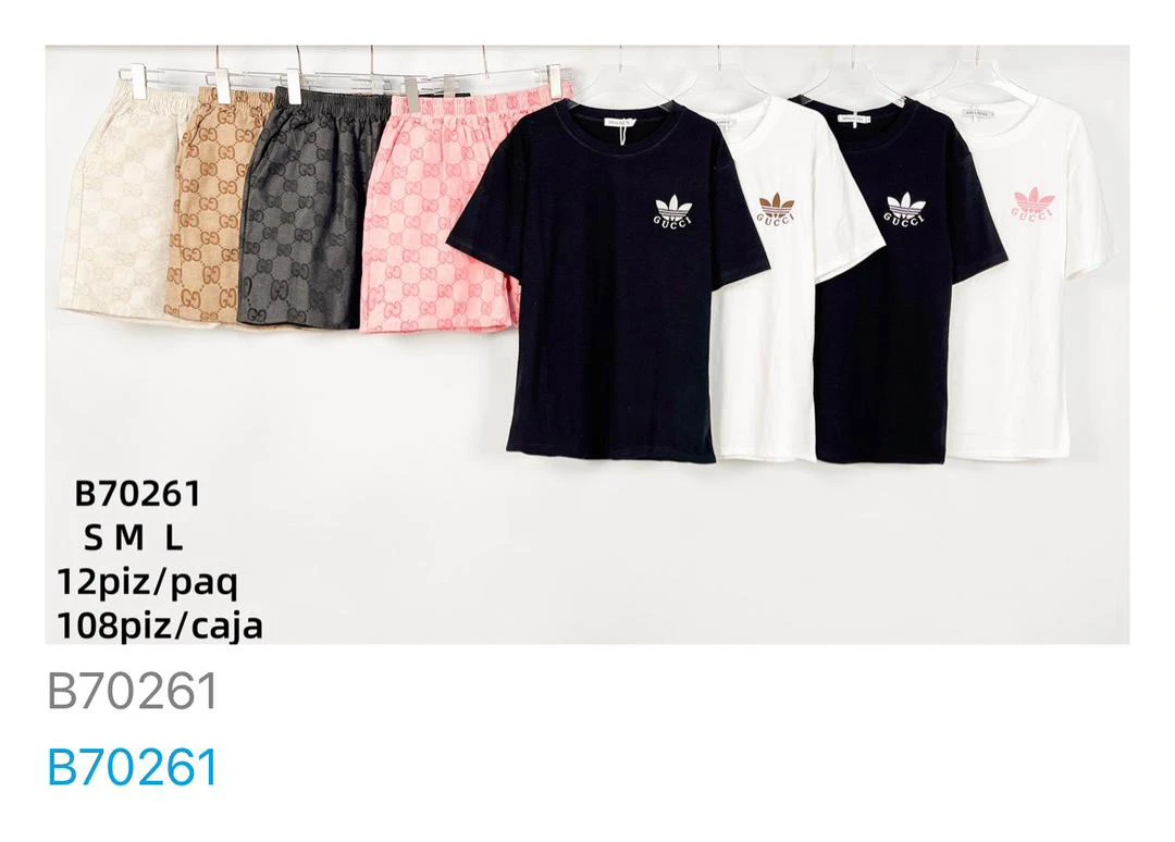 Conjunto de camiseta y shorts-B70261