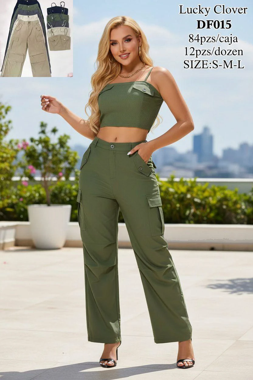 Conjunto de crop top y pantalones cargo-DF015