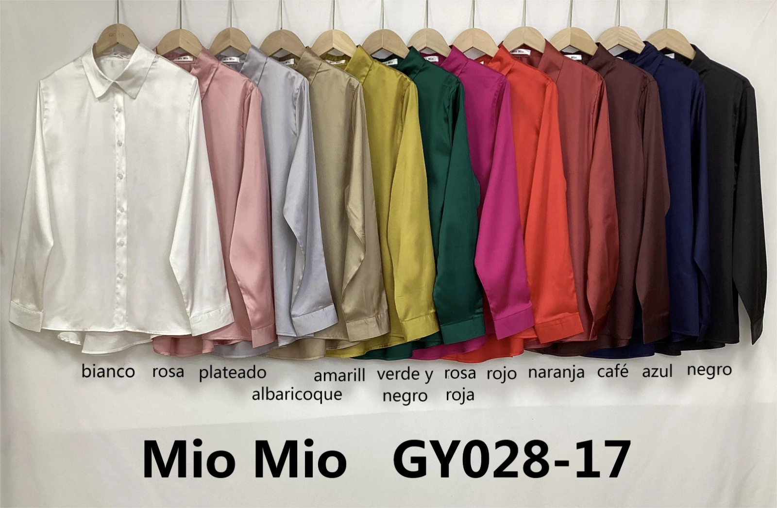 Camisa de satén de manga larga con botones-GY028-17