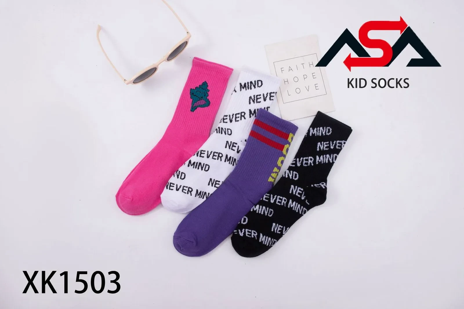 Calcetines altos de algodón con diseño de ‘Never Mind’-XK1503