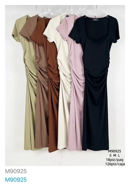 Vestido fruncido de cuello cuadrado-M90925