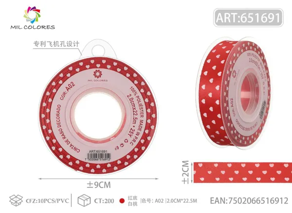 Cinta de poliéster de 2.0cm*22.5m.25y con corazones blancos sobre fondo rojo A02