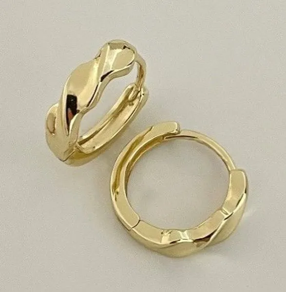 Aretes