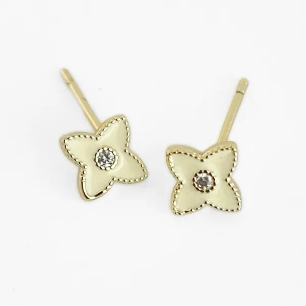 Aretes