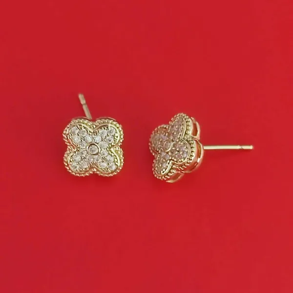 Aretes