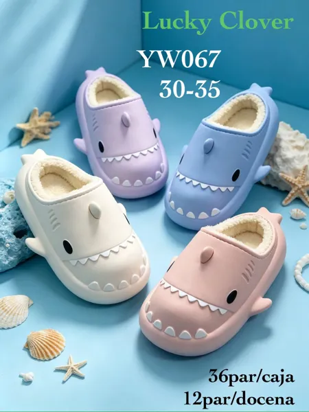 Pantuflas de Tiburón-YW067