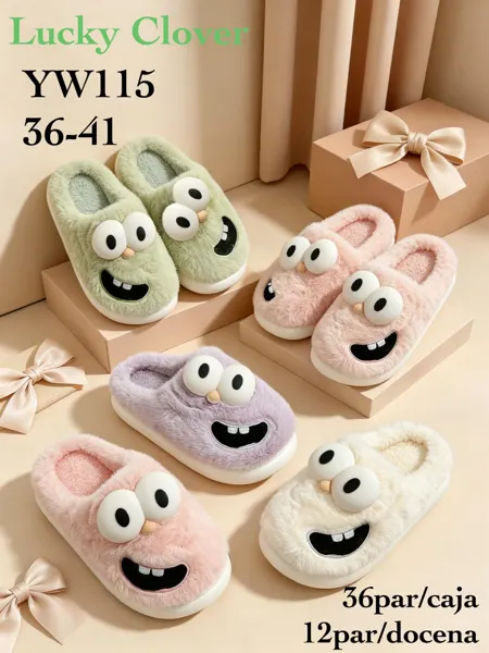Pantuflas de felpa con diseño de personaje-YW115