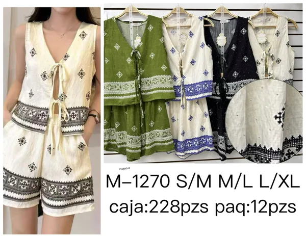 Conjunto de top de sisas y shorts con estampado