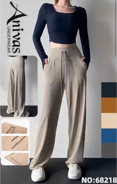 Pantalones deportivos de pierna ancha