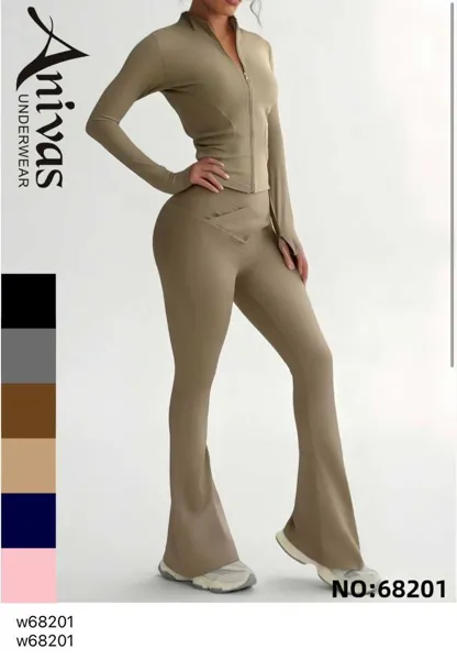 Conjunto deportivo con chaqueta de cremallera y pantalón acampanado-W68201