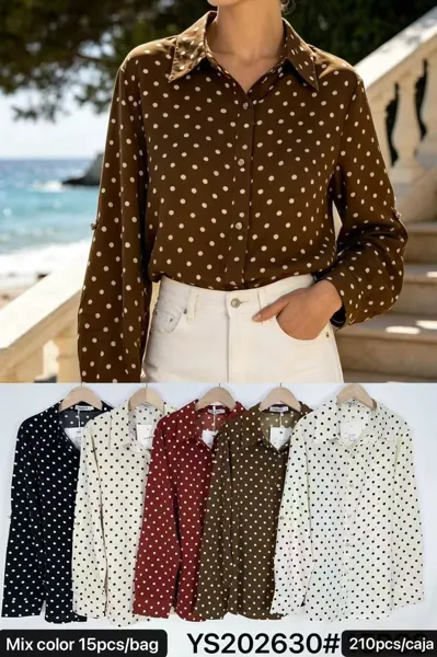 Blusa de lunares de manga larga