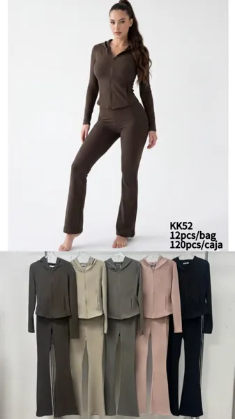 Conjunto de sudadera con capucha y pantalón