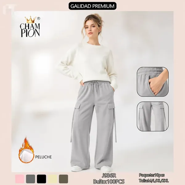 Pantalones cargo de pierna ancha con peluche