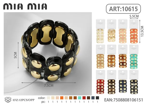 Brazalete con tachuelas