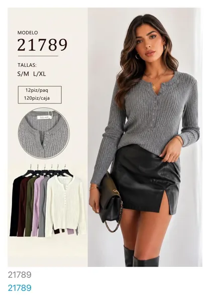 Blusa acanalada tipo Henley de manga larga
