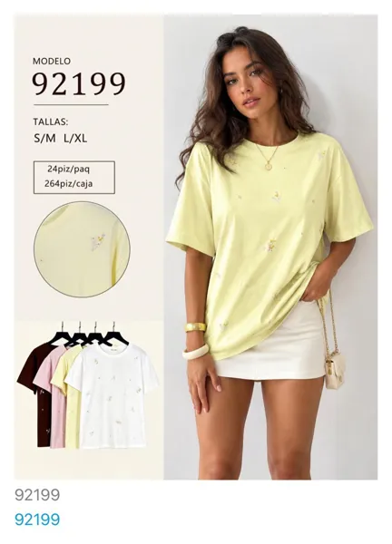 Playera con estampado floral