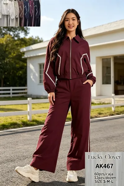 Conjunto deportivo con detalles de costura