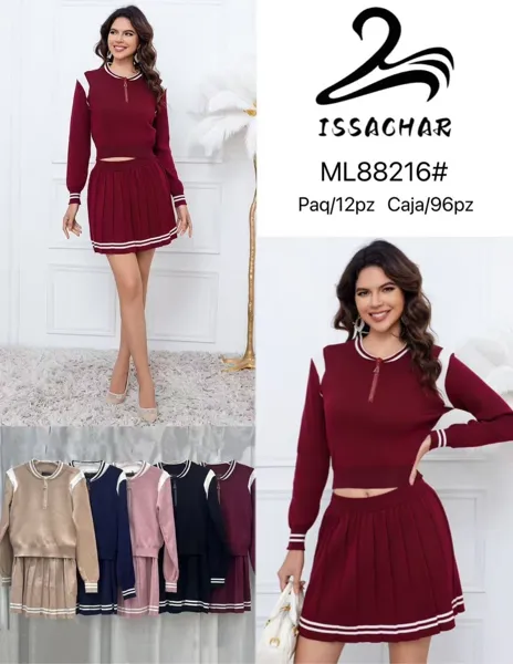 Conjunto de suéter y falda plisada