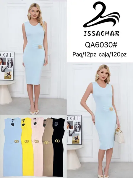 Vestido sin mangas con hebilla decorativa