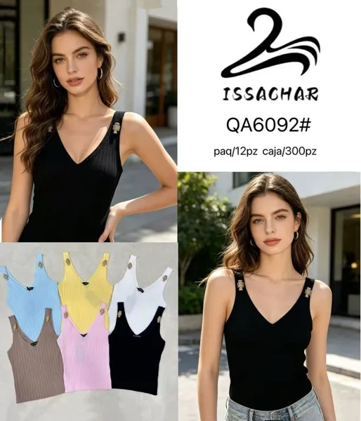 Blusa acanalada con detalles en hombros