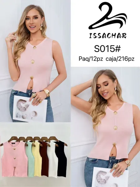 Blusa sin mangas con botones decorativos