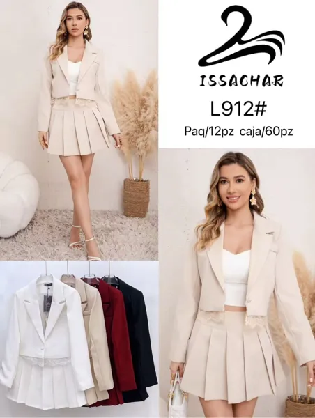 Conjunto de blazer corto y falda plisada