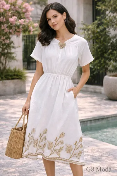 Vestido con bordado floral