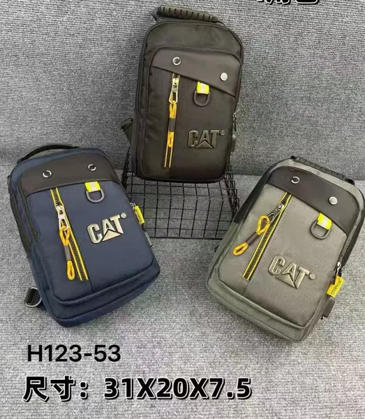 Bolso de pecho cruzado para caballero de nylon resistente, colores negro, azul marino y gris