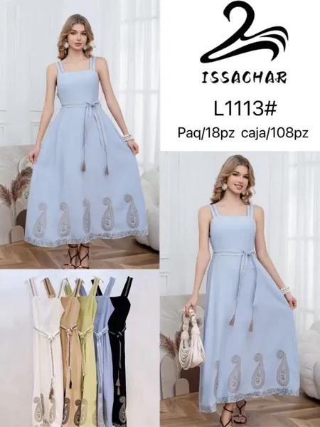 Vestido largo con diseño bordado y cinturón