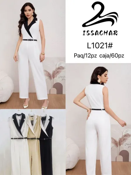 Jumpsuit con solapas y cinturón