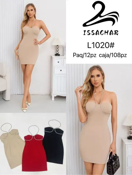 Vestido con tirantes de pedrería
