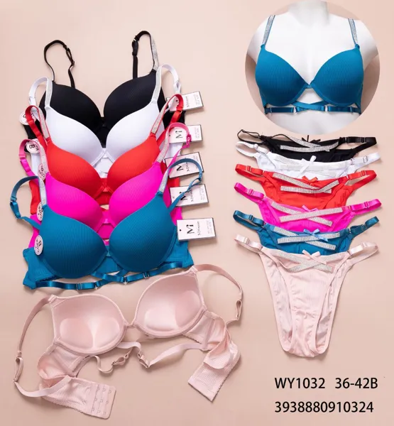 Coordinado de brasier push-up y tanga con tirantes de pedreria