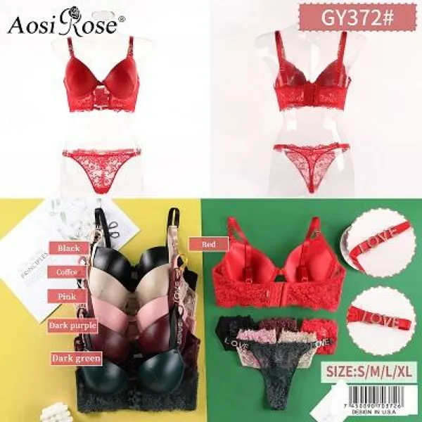 Conjunto de brasier push-up rojo con tanga de encaje