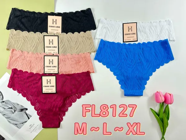 Bikini de encaje ondulado tipo cachetero