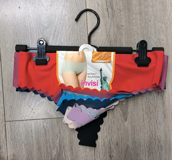 Bikini sin costuras invisible con orilla ondulada