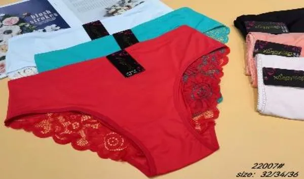 Bikini de microfibra con encaje floral lateral