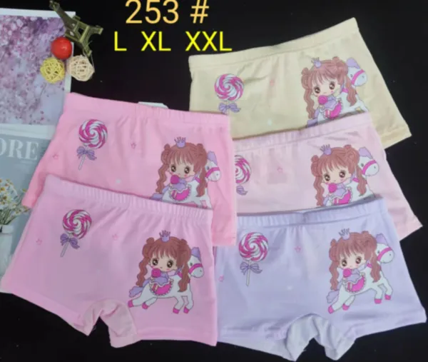Boxer de nina con estampado de princesa y caballito