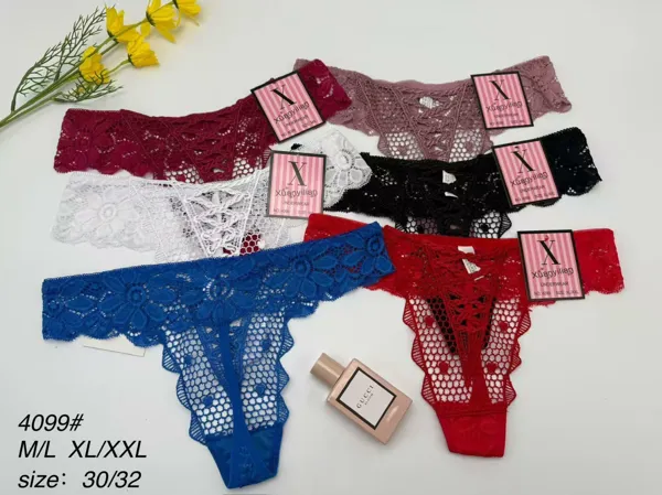 Tanga hilo de encaje calado floral