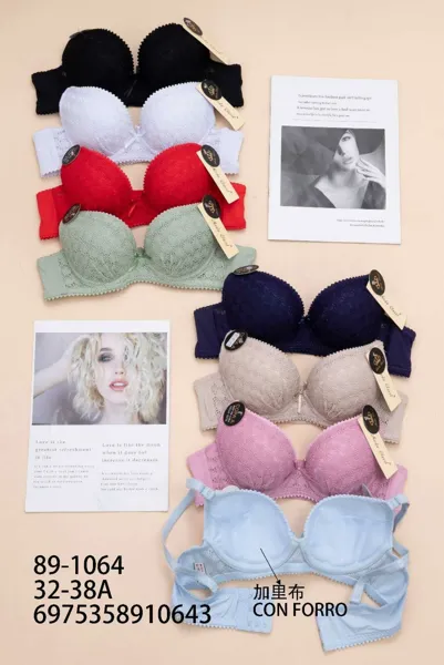 Brasier de encaje floral con push-up