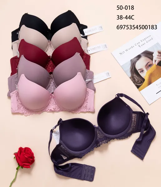 Brasier push up liso con encaje lateral copa C