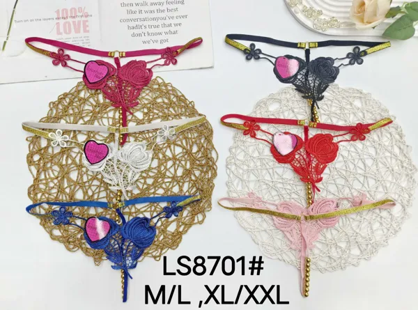 Tanga sexy de encaje floral con perlas