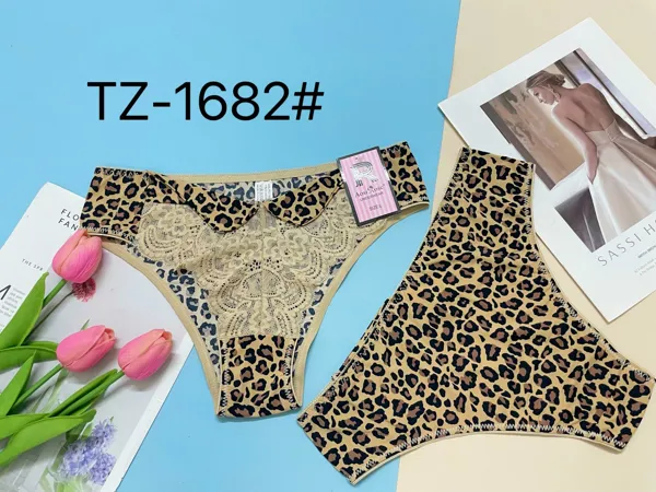 Bikini de encaje animal print