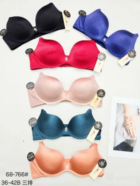Brasier push-up con copa de realce y textura