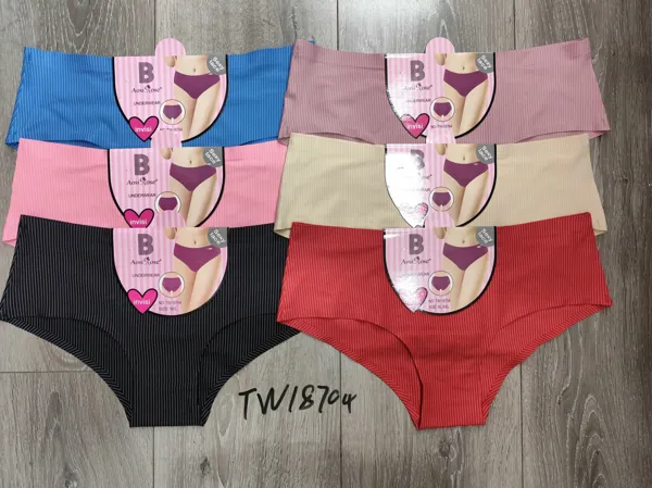 Panty bikini sin costuras acanalado tiro medio