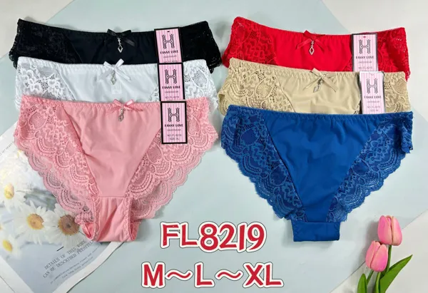 Bikini de encaje lateral con lazo