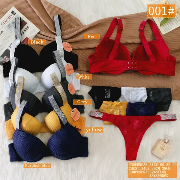 Conjunto de brasier push-up con pedreria y tanga