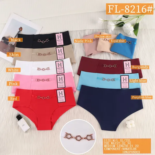 Pantaleta bikini sin costura con broche metalico dorado